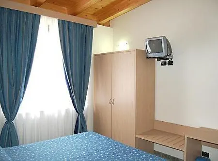 Bed and breakfast Mare Blu 3*